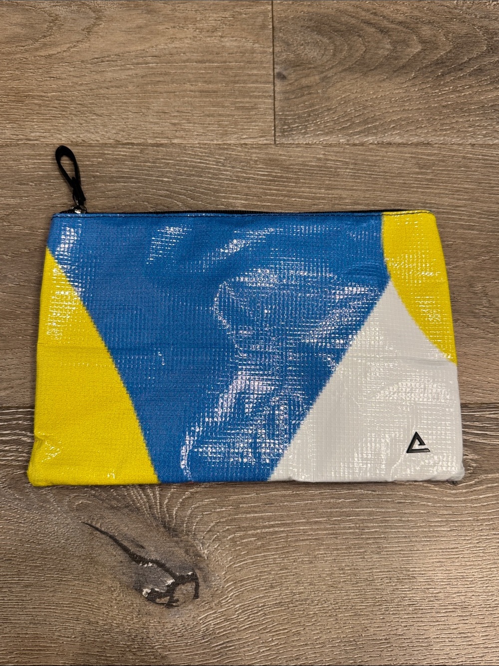 Rareform Charlie Clutch Triangle Logo Colorblock Wristlet — Blue, Yellow & White
